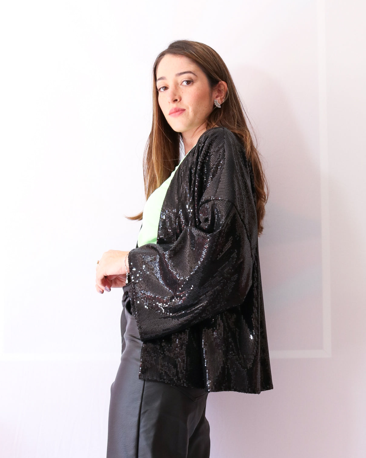 Quimono Paetês Preto