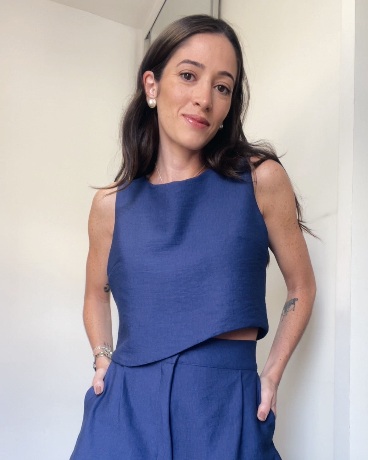 Blusa Assimétrica Marie Azul Safira