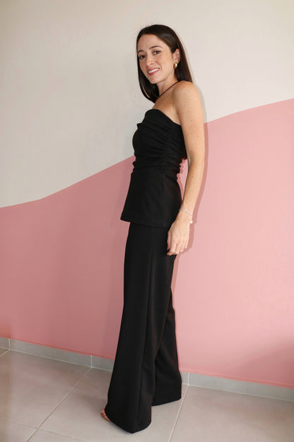 Calça reta crepe Clarisse Turmalina Negra