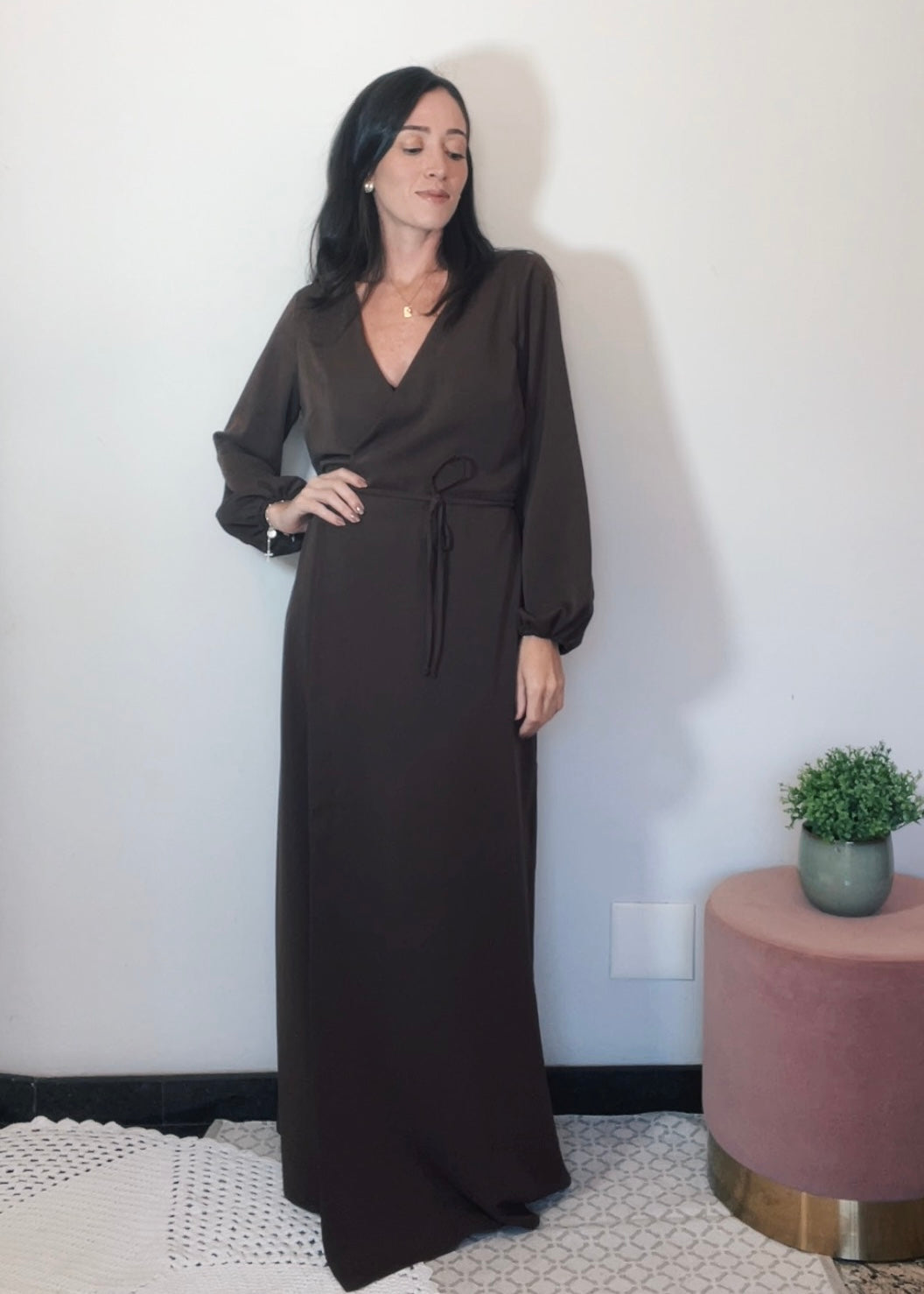 Vestido Transpassado Longo Cláudia Marrom
