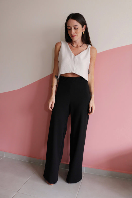 Calça reta crepe Clarisse Turmalina Negra