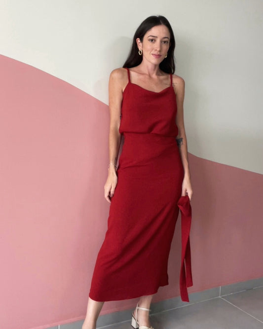 Saia Midi Eloá Vermelho Escuro