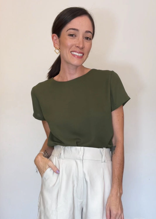 Blusa Manga Curta Crepe Fiorella Militar