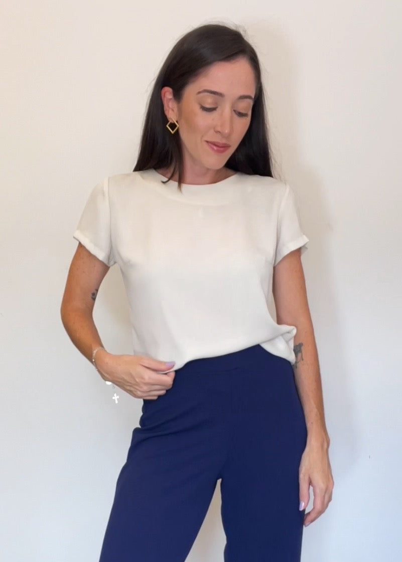 Blusa Manga Curta Crepe Fiorella Gelo