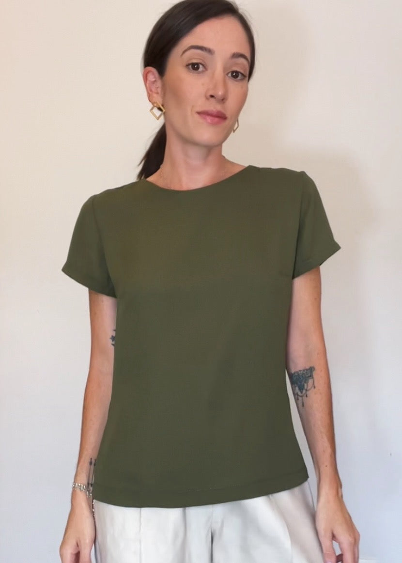 Blusa Manga Curta Crepe Fiorella Militar