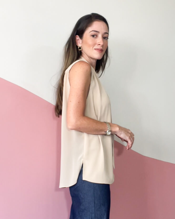 Blusa Regata Texturizada Decote Laço Valéria Bege